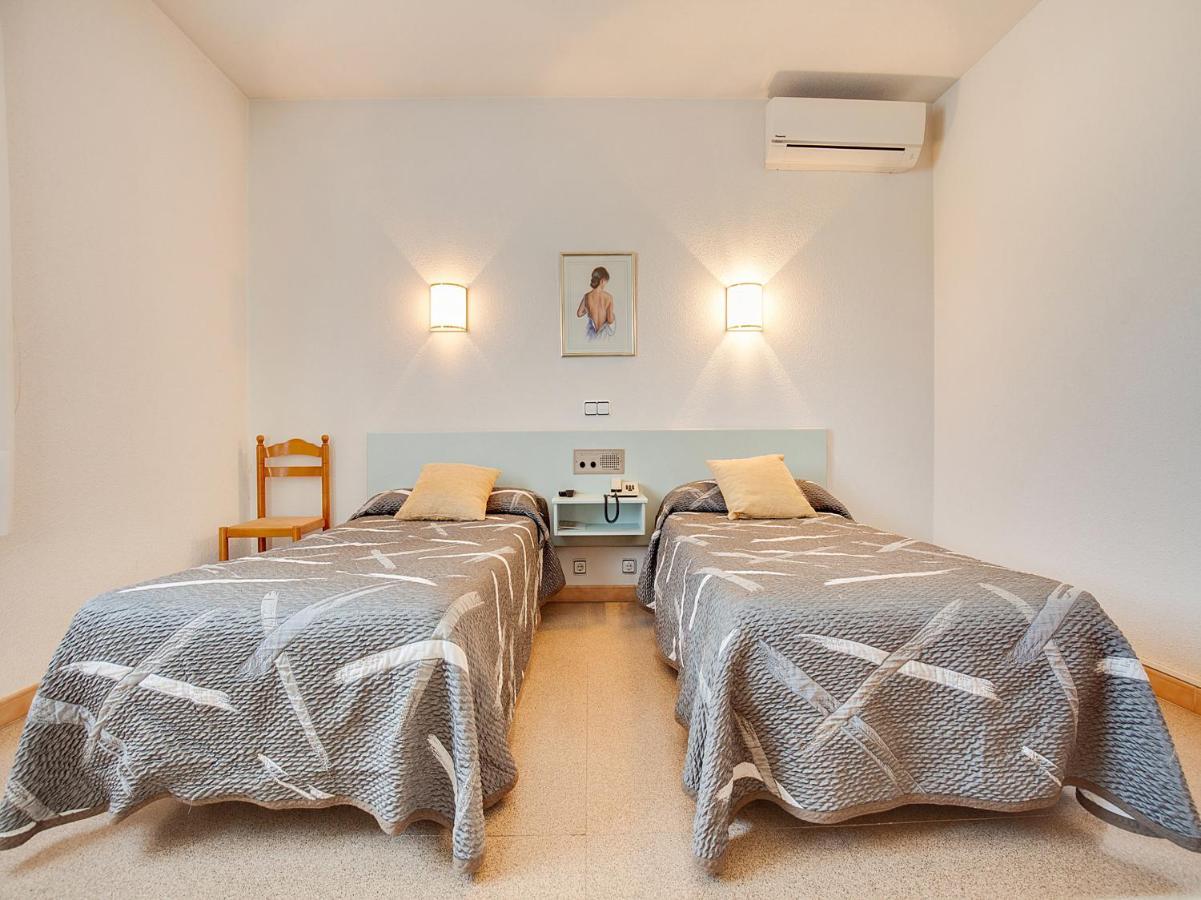 Hotel Restaurante Blanc I Negre 2 Agramunt Ngoại thất bức ảnh